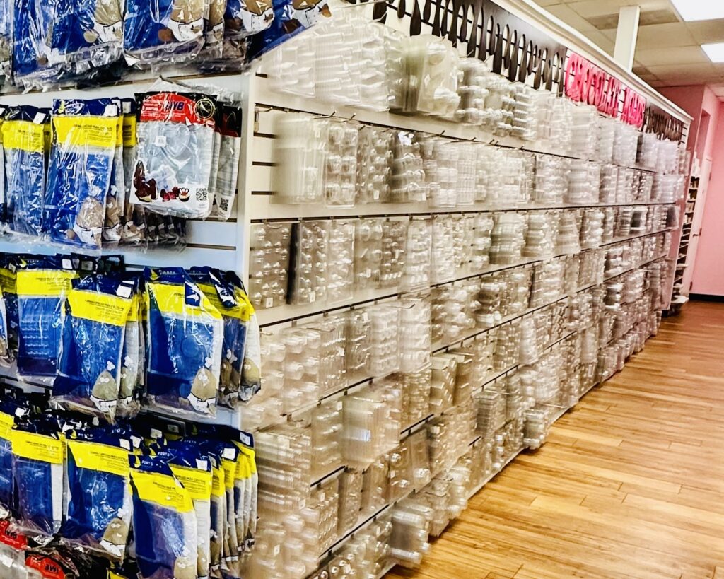 How to Use Character and Chocolate Molds in Cake Decorating - Sweet Life Cake Supply