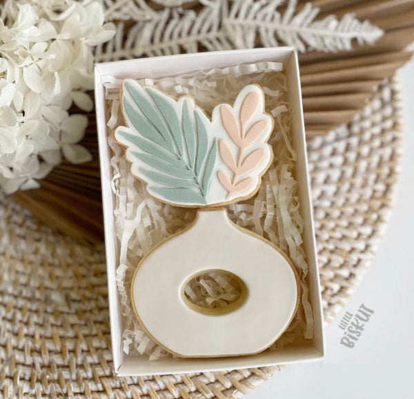 Little Biskut Cutter Set Round Vase Cutter & Embosser - Sweet Life Cake Supply