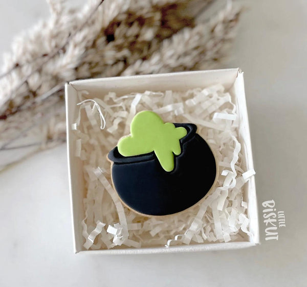 Little Biskut Cutter Set Mini Cauldron Stamp & Cutter - Sweet Life Cake Supply