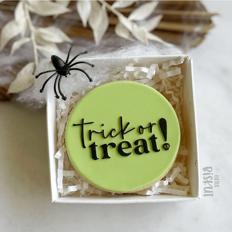 Little Biskut Trick or Treat Debosser