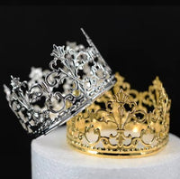 Gold Crown Topper Medium 4”