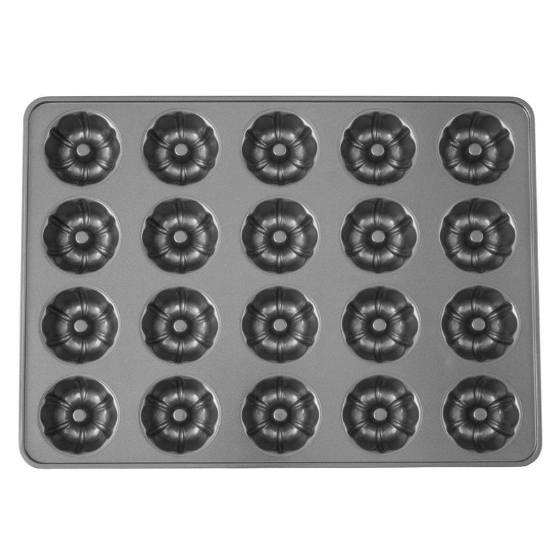 Wilton Perfect Results Non-Stick Mega Fluted Tube Pan, 20-Cavity