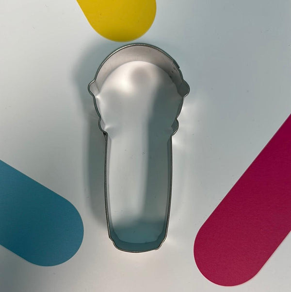 Cookie Cutter Microphone 4.5” - Sweet Life Cake Supply