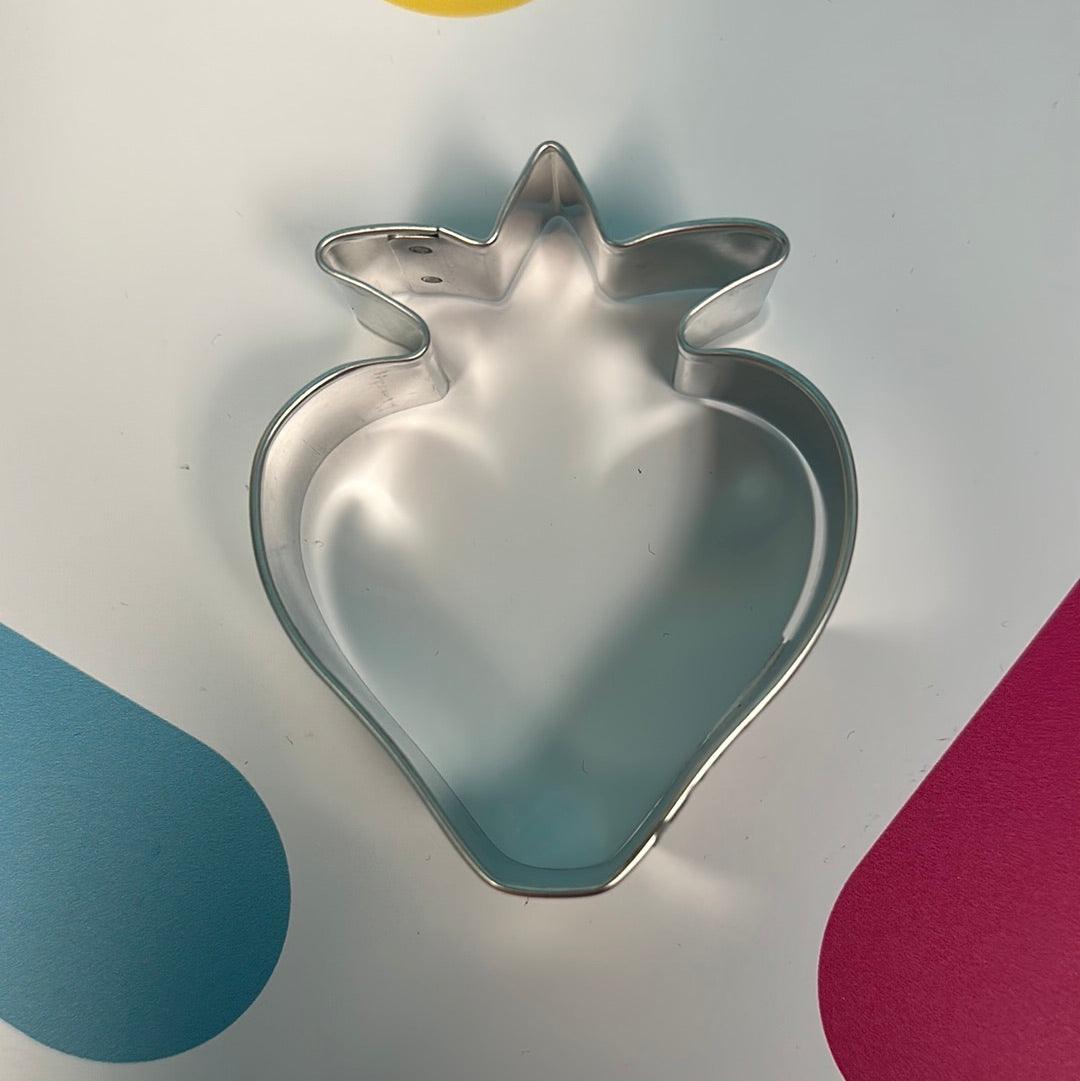 Cookie Cutter Strawberry 3.25” - Sweet Life Cake Supply