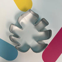 Cookie Cutter Tropical Leaf 4.5” - Sweet Life Cake Supply