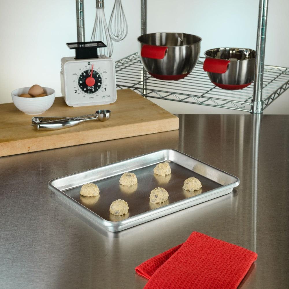 Quarter Sheet Pan - Sweet Life Cake Supply